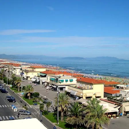 Holiday home Lucca Retreat With Pool *