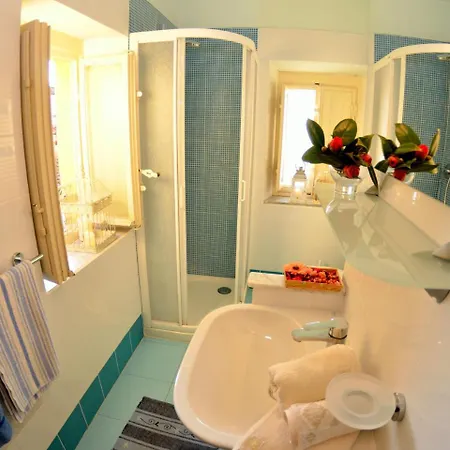 Retreat With Pool * Lucques